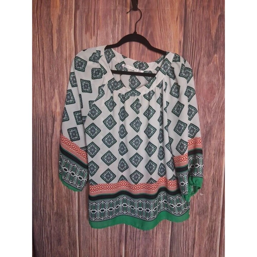 Violet & Claire geometric print pullover blouse size large